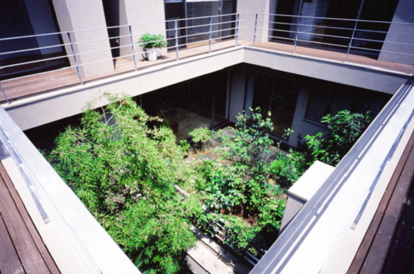 中庭を中心に、家族の絆が育まれる住まい　Y邸